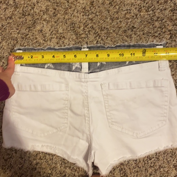 🧡 2/$15🧡 American Flag Button Up Shorts 💙⭐️❤️ - Picture 13 of 15